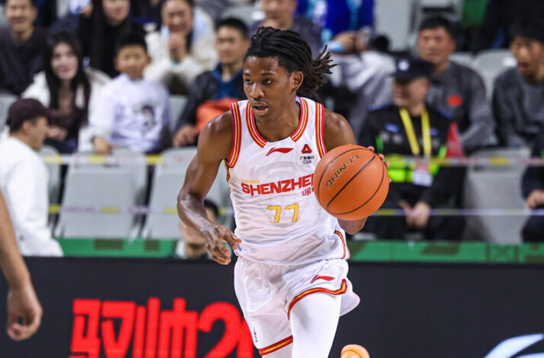 b体育网站-神剧情！史密斯43+7压哨三分反绝杀深圳双杀浙江 约克三分准绝杀